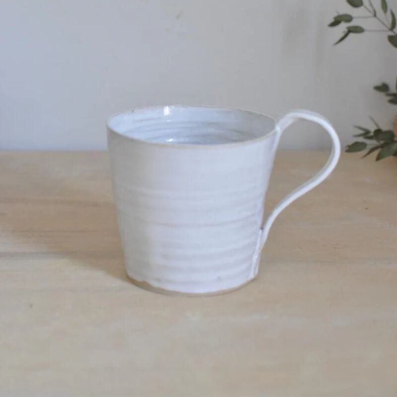 Iso Tuias Muki - The White Serie Mukit Tuias 