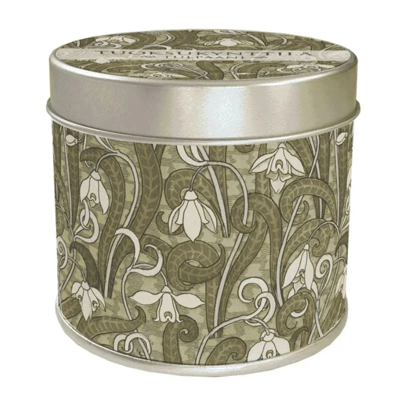 Sköna Ting, Tuoksukynttilä - Tulppaani metallisessa purkissa. Kauniilla vintagehenkisellä uosilla, joka muistuttaa tapettia.